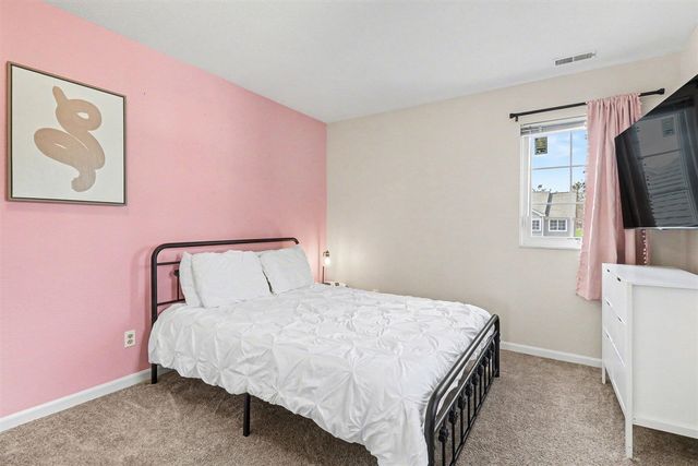 233 Fieldcrest Street, Ann Arbor, MI 48103