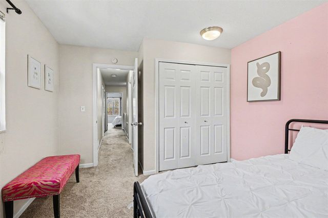 233 Fieldcrest Street, Ann Arbor, MI 48103