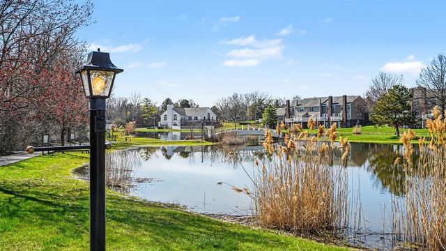 233 Fieldcrest Street, Ann Arbor, MI 48103
