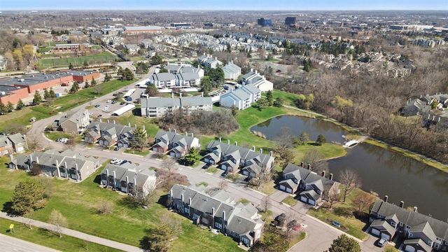 233 Fieldcrest Street, Ann Arbor, MI 48103