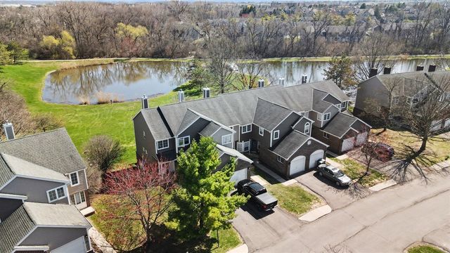 233 Fieldcrest Street, Ann Arbor, MI 48103