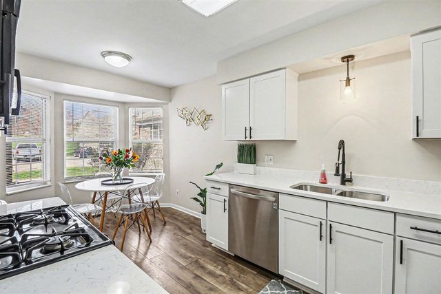 233 Fieldcrest Street, Ann Arbor, MI 48103