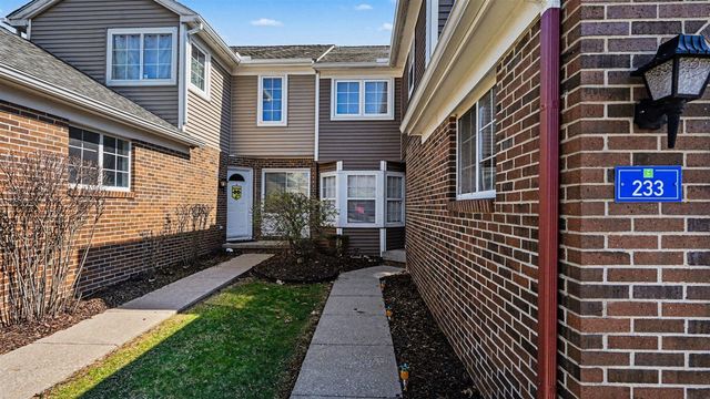233 Fieldcrest Street, Ann Arbor, MI 48103
