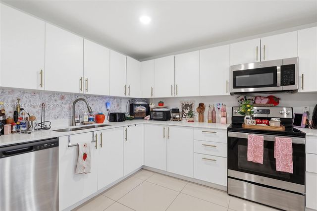 25847 SW 145th Avenue 0, Homestead, FL 33032
