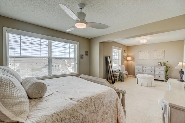 15647 Eaglewood Lane 1502, Apple Valley, MN 55124