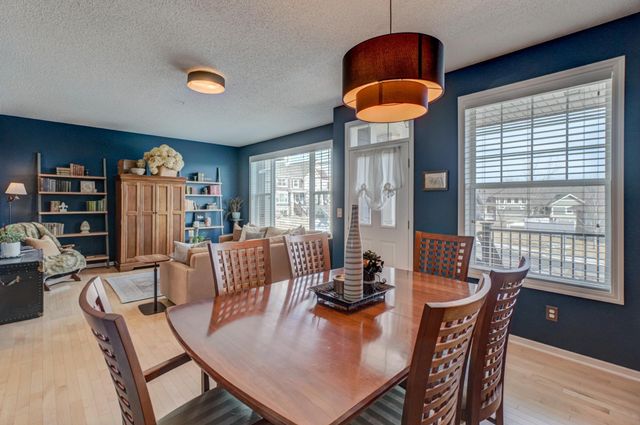 15647 Eaglewood Lane 1502, Apple Valley, MN 55124