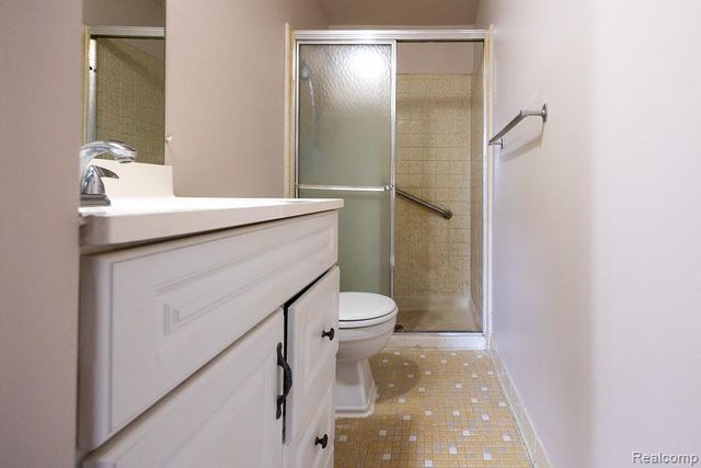 21642 Hidden Rivers Drive, Southfield, MI 48075