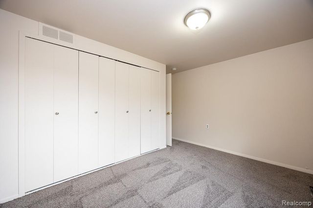 21642 Hidden Rivers Drive, Southfield, MI 48075