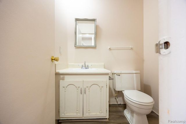 21642 Hidden Rivers Drive, Southfield, MI 48075