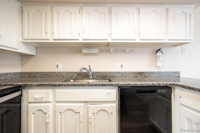 21642 Hidden Rivers Drive, Southfield, MI 48075