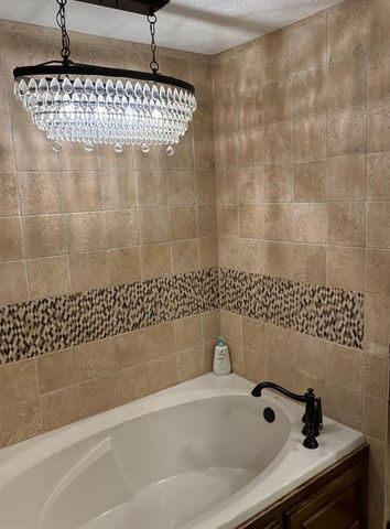 1414 E Wilshire Boulevard, Oklahoma City, OK 73111