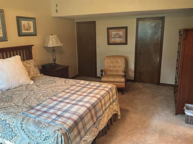 1414 E Wilshire Boulevard, Oklahoma City, OK 73111