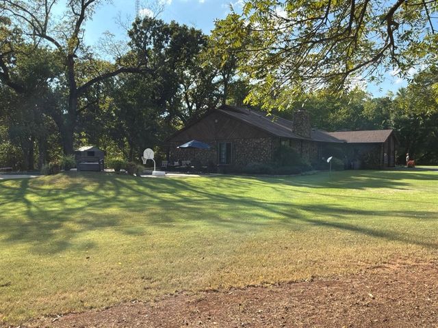 1414 E Wilshire Boulevard, Oklahoma City, OK 73111