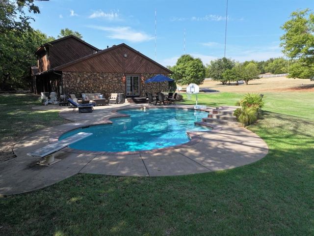 1414 E Wilshire Boulevard, Oklahoma City, OK 73111