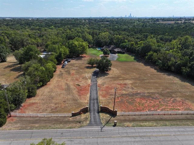 1414 E Wilshire Boulevard, Oklahoma City, OK 73111