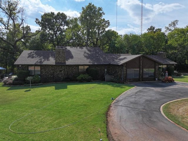 1414 E Wilshire Boulevard, Oklahoma City, OK 73111