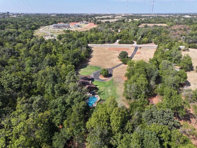 1414 E Wilshire Boulevard, Oklahoma City, OK 73111