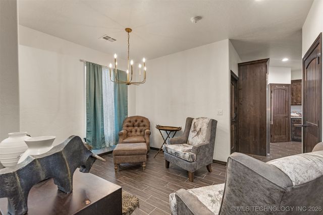 1113 Elizabeth Drive, Checotah, OK 74426