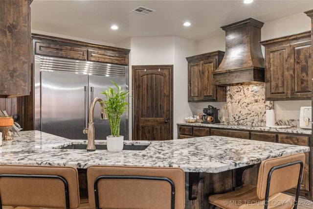 1113 Elizabeth Drive, Checotah, OK 74426