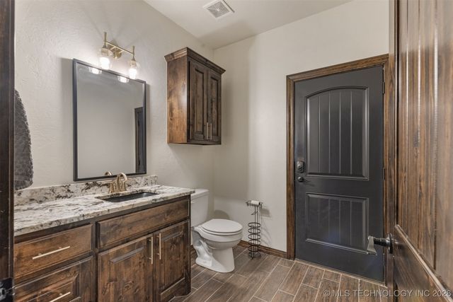 1113 Elizabeth Drive, Checotah, OK 74426