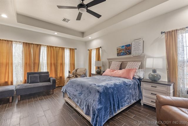 1113 Elizabeth Drive, Checotah, OK 74426