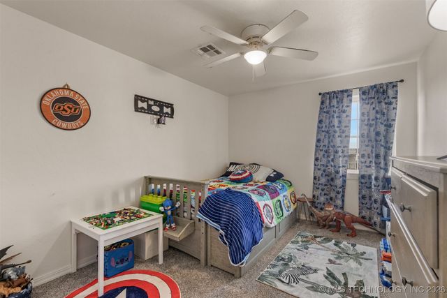 1113 Elizabeth Drive, Checotah, OK 74426