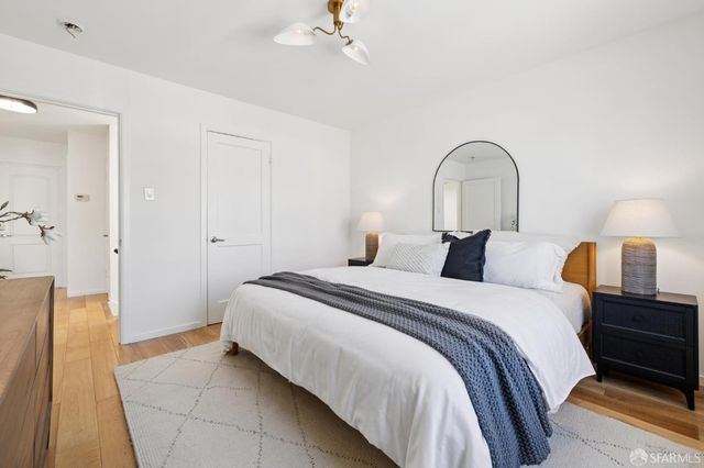 1571 Van Dyke Avenue, San Francisco, CA 94124