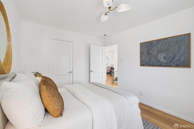1571 Van Dyke Avenue, San Francisco, CA 94124