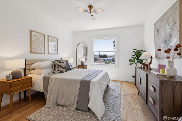 1571 Van Dyke Avenue, San Francisco, CA 94124