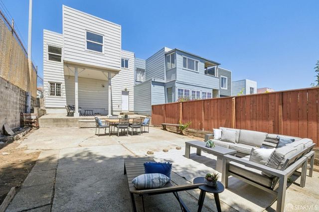1571 Van Dyke Avenue, San Francisco, CA 94124