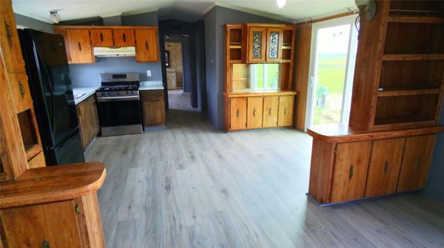 1087 Cr 141, Rock Island, TX 77470