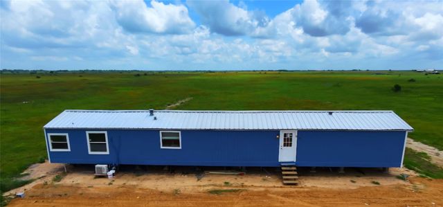 1087 Cr 141, Rock Island, TX 77470