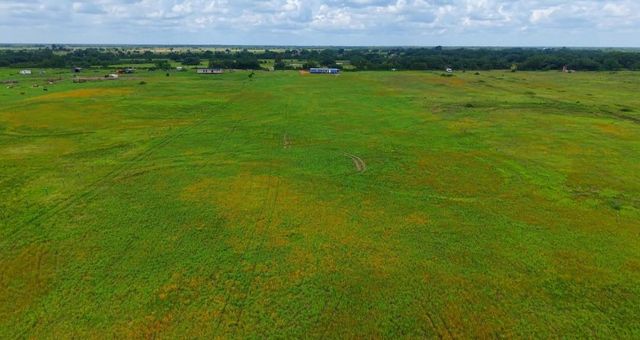 1087 Cr 141, Rock Island, TX 77470