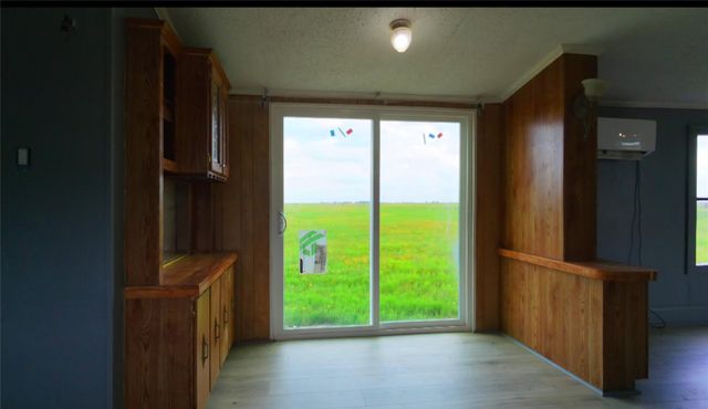 1087 Cr 141, Rock Island, TX 77470