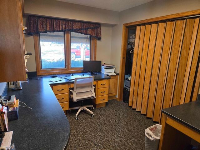 516 FOX RUN CT, Rapid City, SD 57701