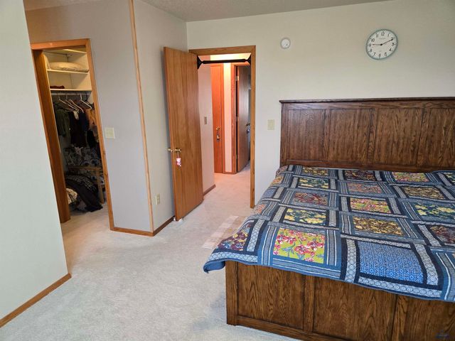 516 FOX RUN CT, Rapid City, SD 57701