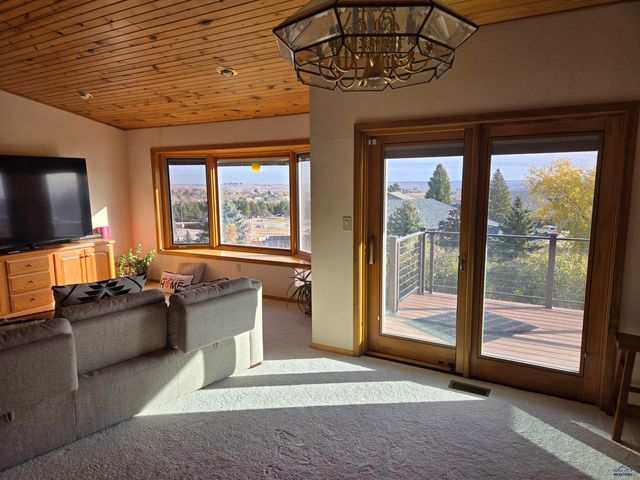 516 FOX RUN CT, Rapid City, SD 57701