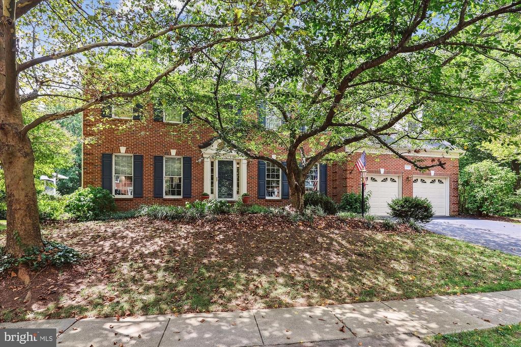 12811 MONROE MANOR DR, Herndon, VA 20171