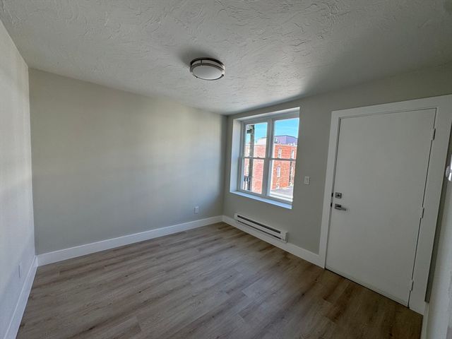 168 Cottage St 302, Boston, MA 02128