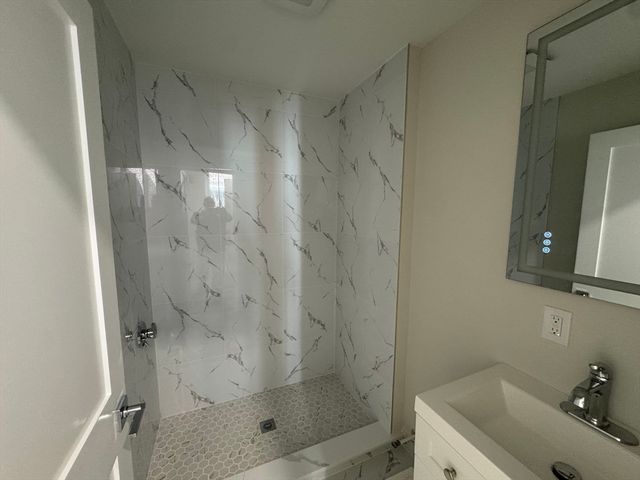 168 Cottage St 302, Boston, MA 02128