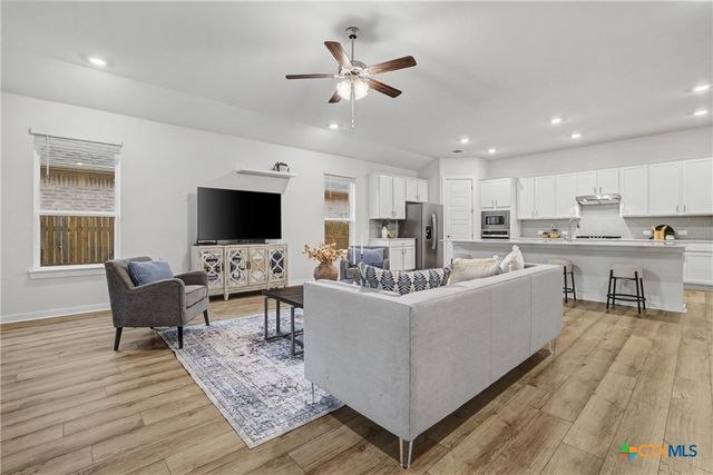421 Abruzzi Street, Leander, TX 78641