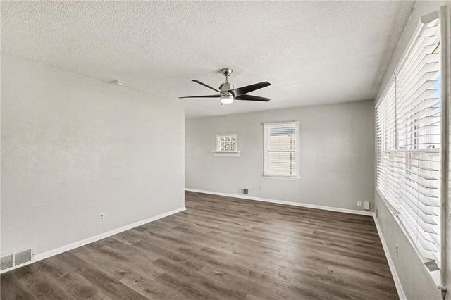 8704 Kentucky Avenue, Raytown, MO 64138