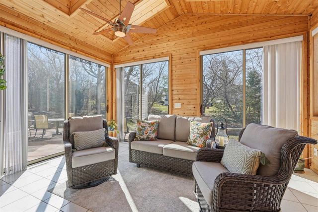 1237 Mockingbird Lane, Sun Prairie, WI 53590