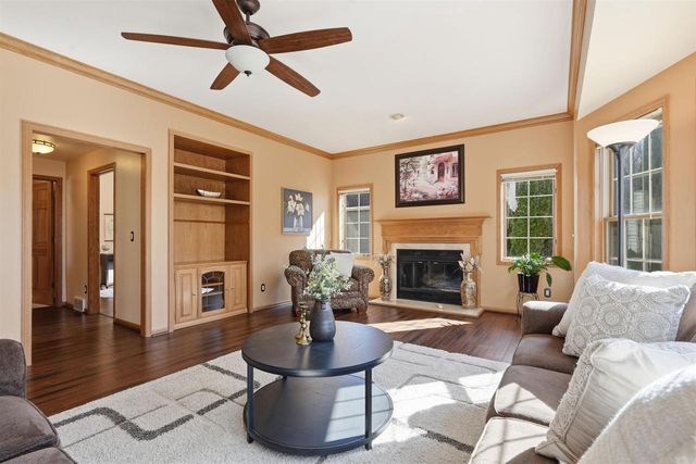 1237 Mockingbird Lane, Sun Prairie, WI 53590