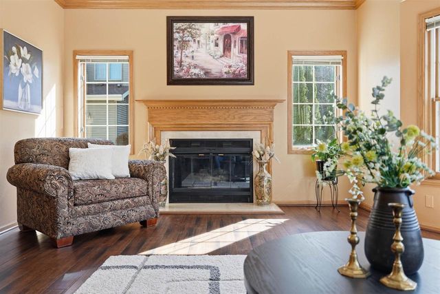 1237 Mockingbird Lane, Sun Prairie, WI 53590