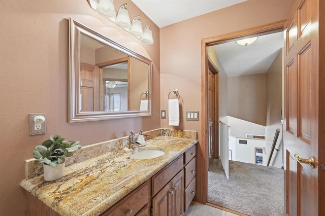 1237 Mockingbird Lane, Sun Prairie, WI 53590