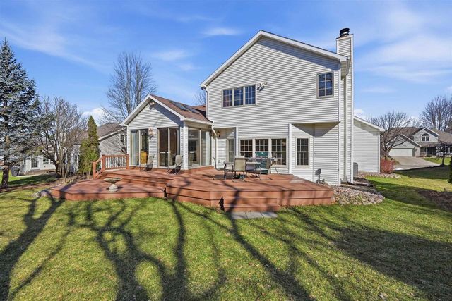 1237 Mockingbird Lane, Sun Prairie, WI 53590