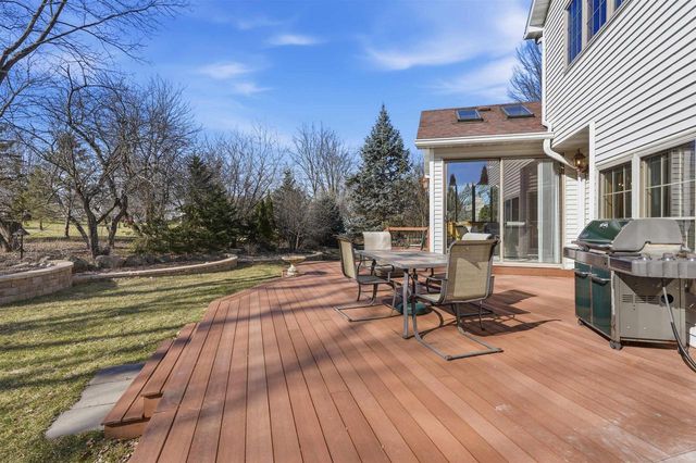 1237 Mockingbird Lane, Sun Prairie, WI 53590