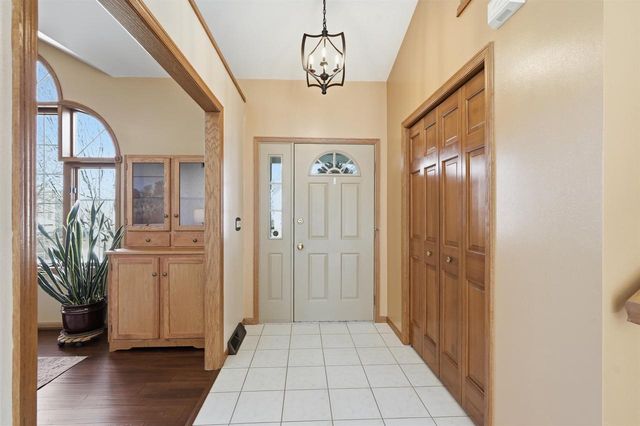 1237 Mockingbird Lane, Sun Prairie, WI 53590