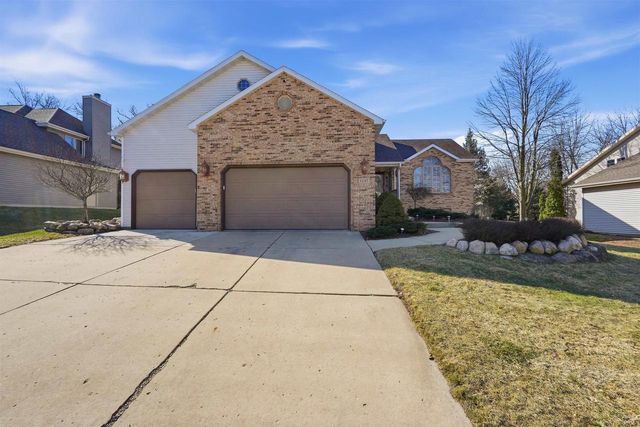 1237 Mockingbird Lane, Sun Prairie, WI 53590